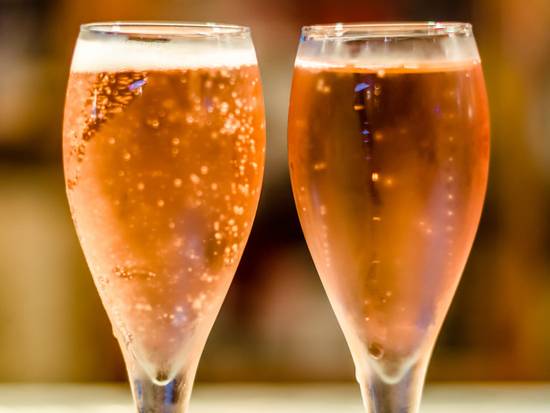 How to Pair Cava Barcelona with Traditional Catalan Dishes